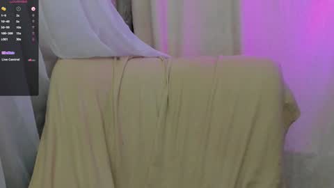 Aline Greeeen online show from January 25, 1:52 pm