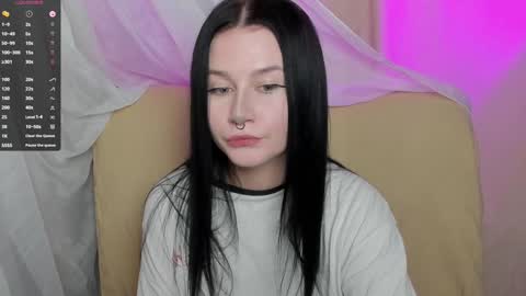 Aline Greeeen online show from January 28, 1:49 pm