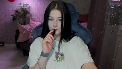 Aline Greeeen online show from April 16, 11:40 pm