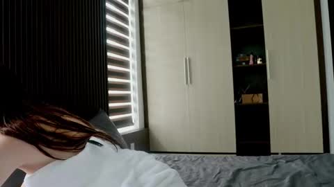 Alice                                   Fansly Alisa01 online show from September 25, 3:10 am