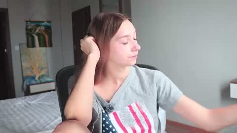 Snapshot of alisaa_01 chatting on July 15, 3:23 am Alice Fansly Alisa01 online show from July 15, 3:23 am