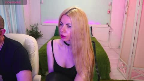 Snapshot of alisaaleks chatting on April 27, 2:26 pm Alisa Aleks online show from April 27, 2:26 pm