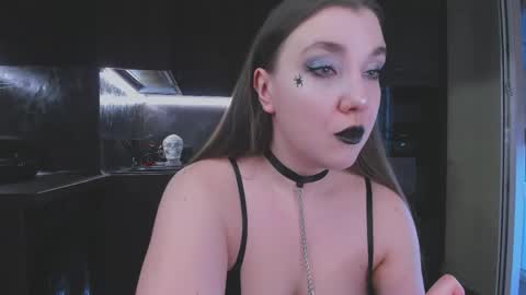 Snapshot of alisaxfox chatting on May 2, 8:41 am Alisa online show from May 2, 8:41 am