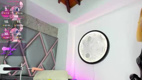 alise_mason online show from February 21, 12:00 am