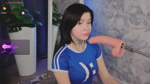 Snapshot of alisevine chatting on February 11, 8:25 pm Alisa online show from February 11, 8:25 pm