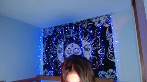 alisha17love online show from November 9, 9:13 pm