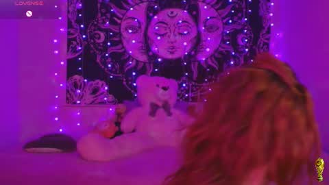 Snapshot of alisha17love chatting on June 27, 2:55 pm alisha17love online show from June 27, 2:55 pm