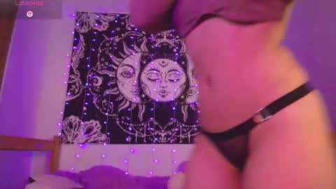 Snapshot of alisha17love chatting on July 13, 12:46 am alisha17love online show from July 13, 12:46 am