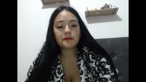 Snapshot of alisha_9997 chatting on June 1, 12:34 am alisha_9997 online show from June 1, 12:34 am