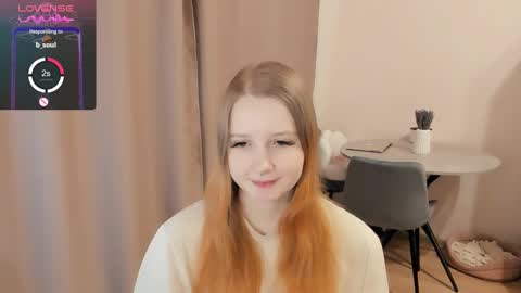 Snapshot of alisha_ley chatting on January 17, 10:55 am Alya online show from January 17, 10:55 am
