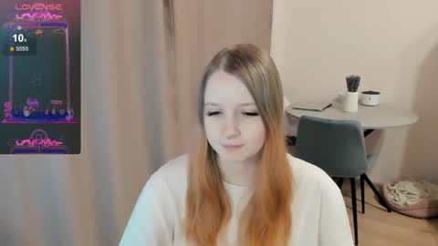 Snapshot of alisha_ley chatting on February 9, 2:07 pm Alya online show from February 9, 2:07 pm
