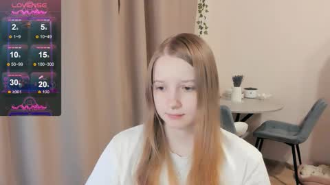 Snapshot of alisha_ley chatting on September 30, 6:24 pm Alya online show from September 30, 6:24 pm