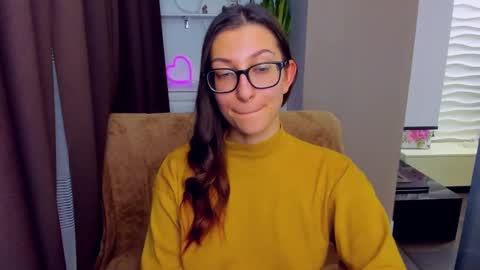 Snapshot of alishamurray chatting on December 5, 5:28 pm Alina online show from December 5, 5:28 pm