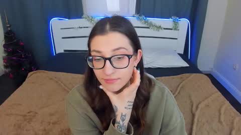 Snapshot of alishamurray chatting on December 27, 11:17 am Alina online show from December 27, 11:17 am