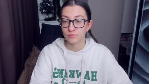 Snapshot of alishamurray chatting on December 29, 7:53 pm Alina online show from December 29, 7:53 pm