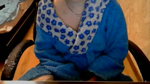 Snapshot of alisia18 chatting on February 27, 4:07 pm Alisa online show from February 27, 4:07 pm
