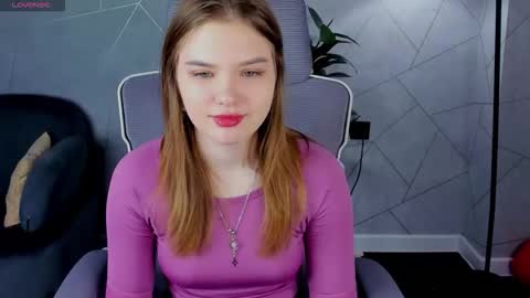 Snapshot of alisia_martin chatting on March 2, 12:57 am Alisia online show from March 2, 12:57 am