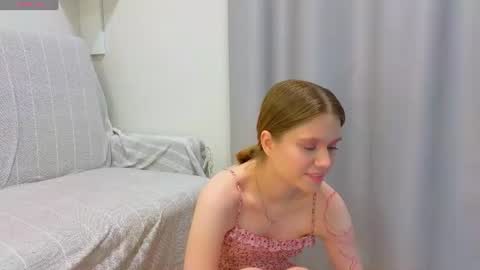 Alisia online show from June 22, 4:04 pm