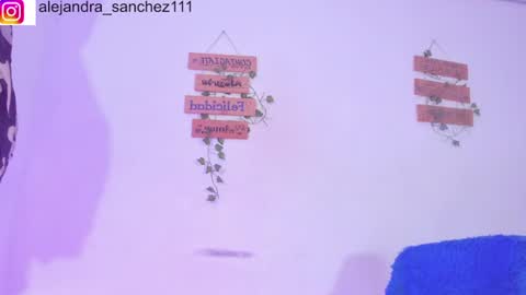 Snapshot of alisiacollinsss chatting on July 7, 7:34 am Alisia online show from July 7, 7:34 am