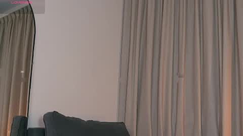 Alison  online show from April 3, 1:36 am