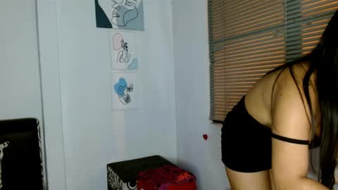 Snapshot of alisonturbay chatting on May 3, 3:56 am Alisonturbay online show from May 3, 3:56 am