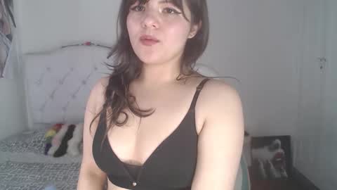 Snapshot of alissa_morrison chatting on May 11, 4:48 pm alissa_morrison online show from May 11, 4:48 pm