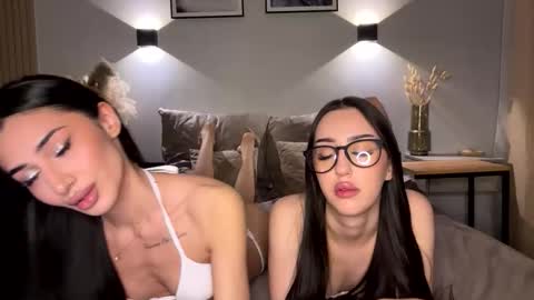 Alissa online show from January 11, 6:13 pm