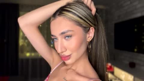 Alissa online show from February 8, 6:00 pm