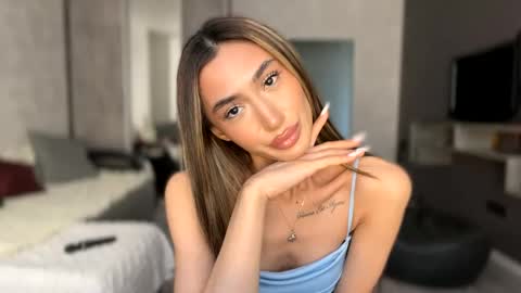 Snapshot of alissadreams chatting on May 11, 1:17 pm Alissa online show from May 11, 1:17 pm