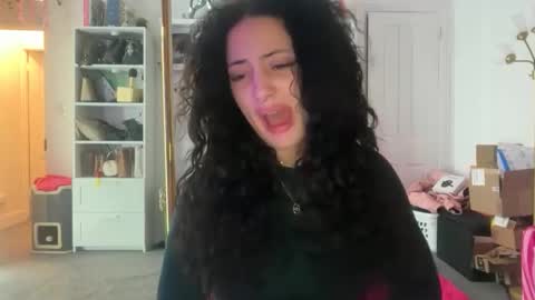 alissajaede online show from February 20, 6:26 am