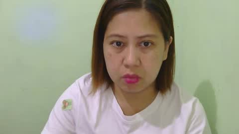 alissalove18 online show from January 22, 5:05 am