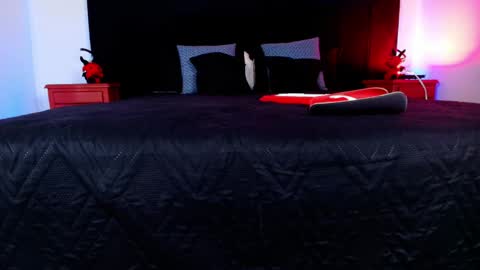 Alisse online show from April 17, 12:19 pm