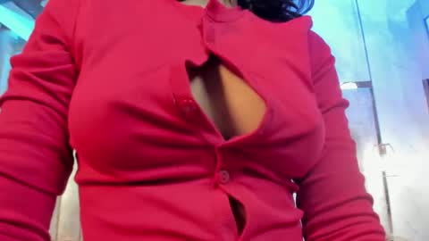 Snapshot of alisse_myers chatting on June 7, 3:10 am alisse_myers online show from June 7, 3:10 am