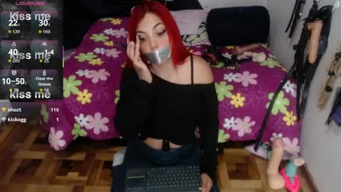 Alissia online show from April 1, 8:39 pm