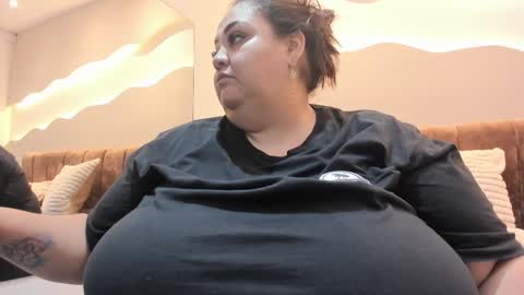 Snapshot of alisson_am chatting on February 12, 11:16 am Alisson online show from February 12, 11:16 am