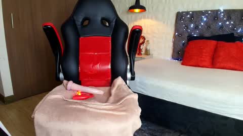 Snapshot of alisson_dl chatting on January 5, 5:38 pm alisson dl online show from January 5, 5:38 pm