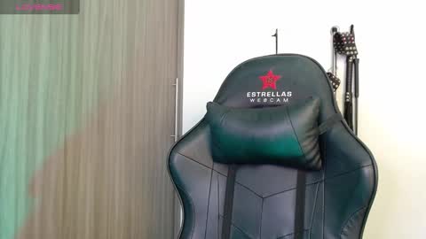 Alisson Beckett online show from January 13, 11:06 pm