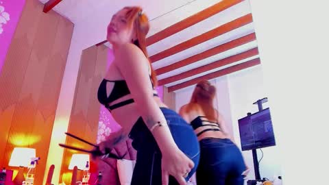 alissonpeach01 online show from October 1, 2:23 pm