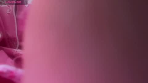 Snapshot of alisssa_s chatting on May 20, 8:20 am Alise online show from May 20, 8:20 am
