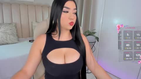 Snapshot of alissyadanger chatting on January 17, 2:29 am TATIS online show from January 17, 2:29 am