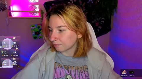 Snapshot of alisun_ chatting on September 11, 5:24 pm A L I C E online show from September 11, 5:24 pm