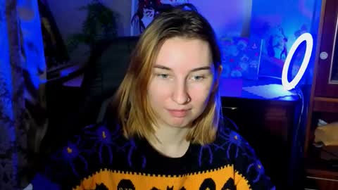 Snapshot of alisun_ chatting on October 14, 8:20 pm A L I C E online show from October 14, 8:20 pm