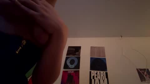 alisyngetslost online show from February 17, 11:07 am