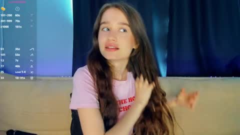 Alivia online show from April 22, 8:17 am