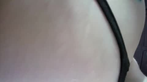 Snapshot of alixxx_culombia chatting on May 17, 6:48 pm Alix online show from May 17, 6:48 pm