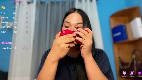 Snapshot of aliyah_cutie chatting on July 24, 12:14 pm A CUTE GIRL NAME ALIYAH online show from July 24, 12:14 pm