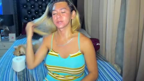 Snapshot of aliyahdeluxx chatting on July 9, 12:20 pm aliyah online show from July 9, 12:20 pm