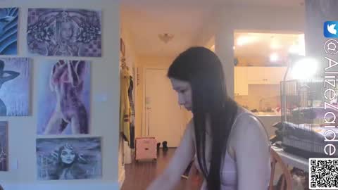 Alize Zaide online show from March 7, 10:54 pm