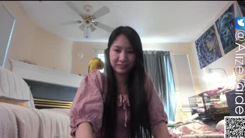 Alize Zaide online show from April 8, 8:09 pm