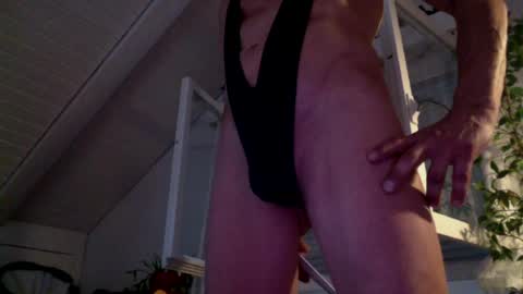 Snapshot of alk75 chatting on July 5, 1:51 pm Endless Horny Guy online show from July 5, 1:51 pm